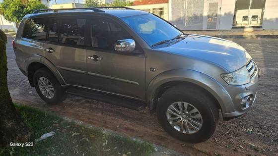 MITSUBISHI PAJERO DAKAR 3.2 HPE 4X4 7 LUGARES 16V TURBO INTERCOOLER DIESEL 4P AUTOMÁTICO